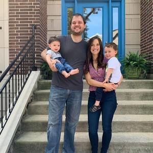 Meet your Posher, Lisa